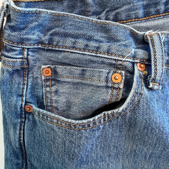 Vintage 90s LEVIS 501 Straight Leg Button Fly Denim Blue Jeans 36 x 32 - Picture 5 of 15